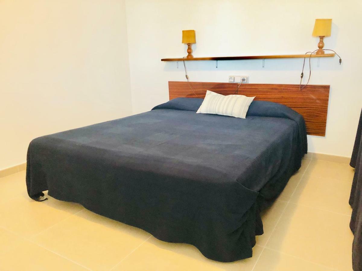 Puig Rom 68 Bajo Apartment Roses Ngoại thất bức ảnh